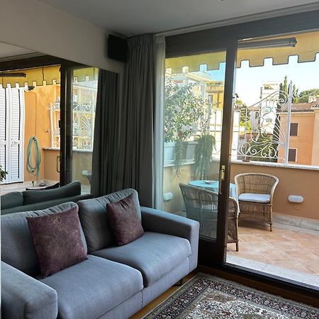La Finestra Su San Pietro Terrace And View Leilighet Roma Eksteriør bilde